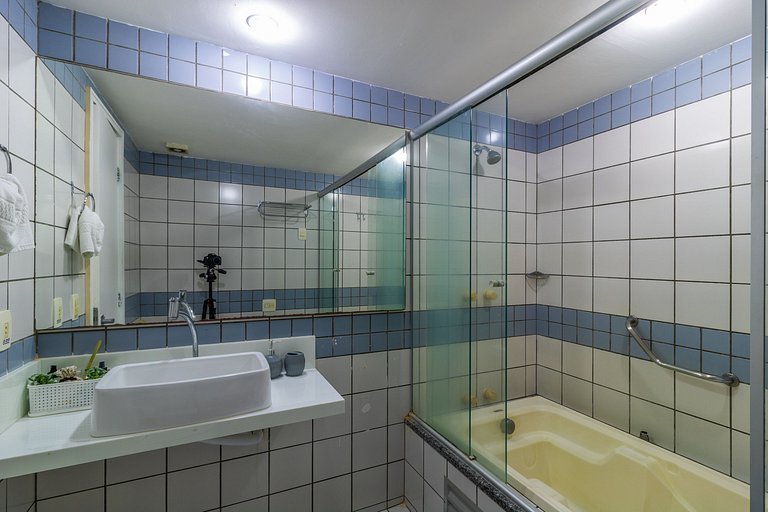 Apartamento Luxo no Iate Plaza – Vista Incrível!