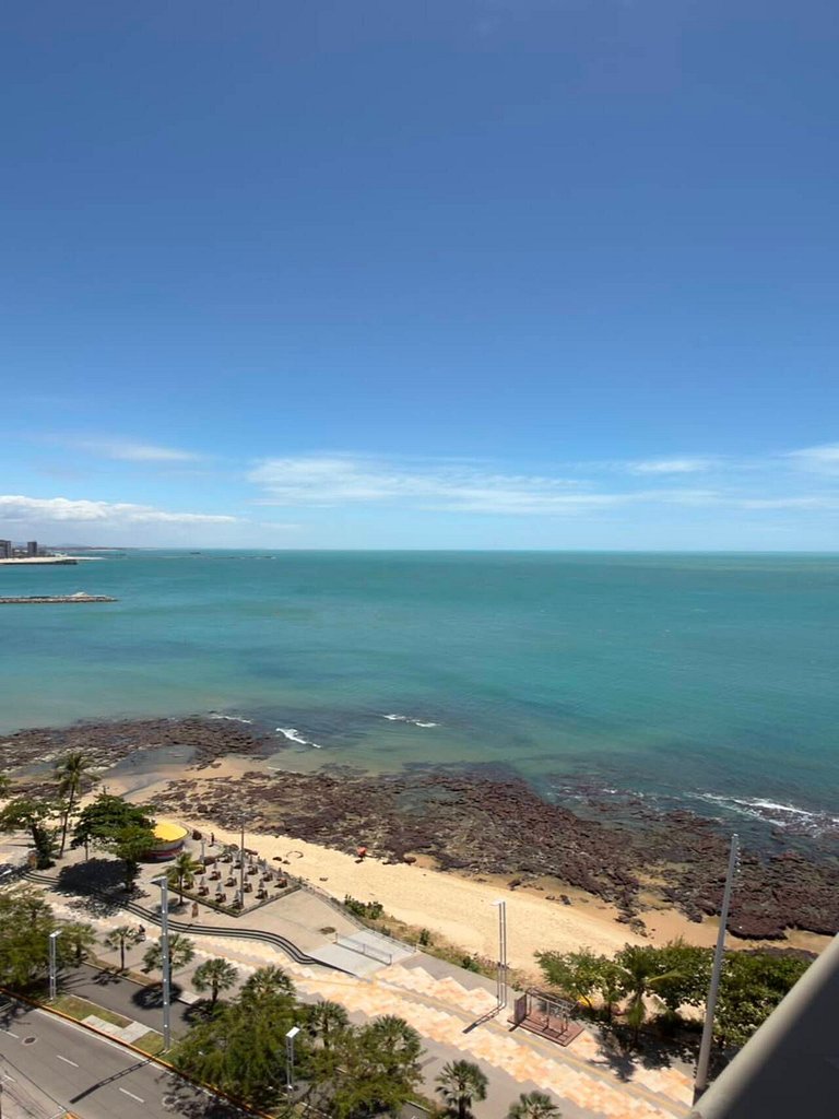 Av. Beira Mar - Flat com Localização Perfeita