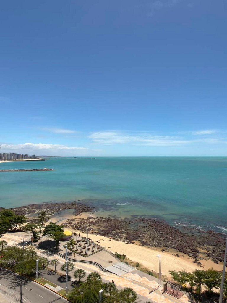 Av. Beira Mar - Flat com Localização Perfeita
